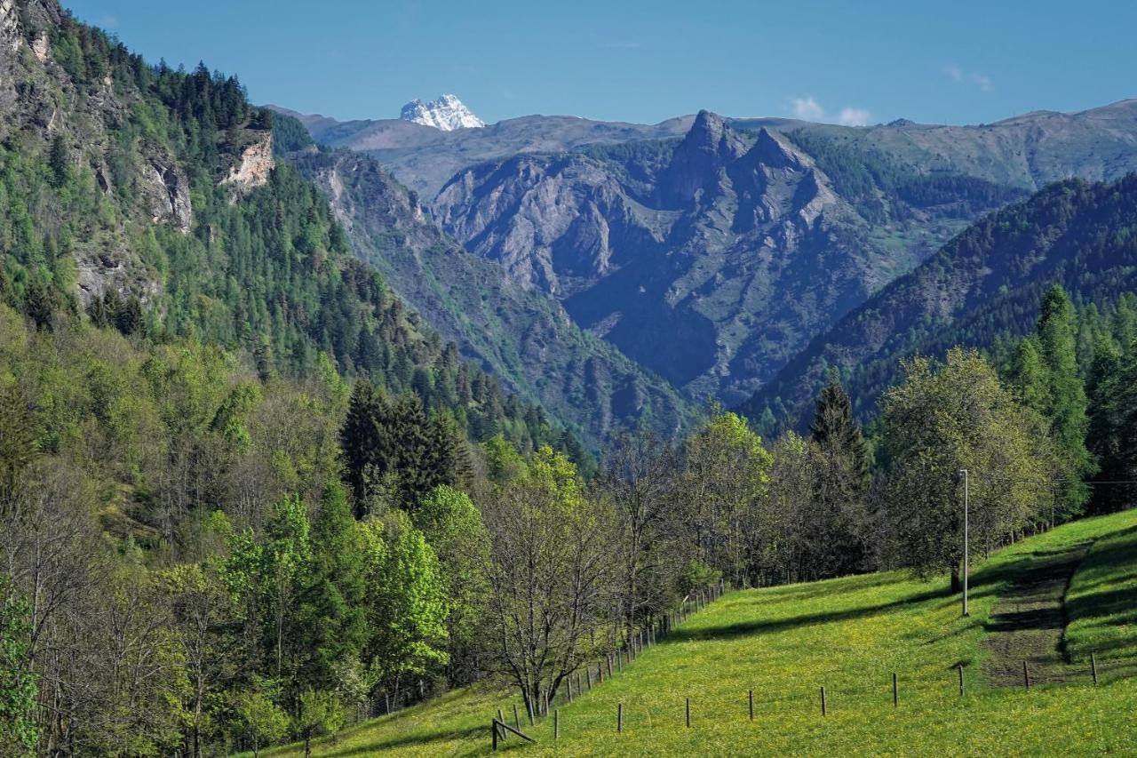 Pensione Albergo Diffuso Ceaglio Valle Maira Marmora Buitenkant foto