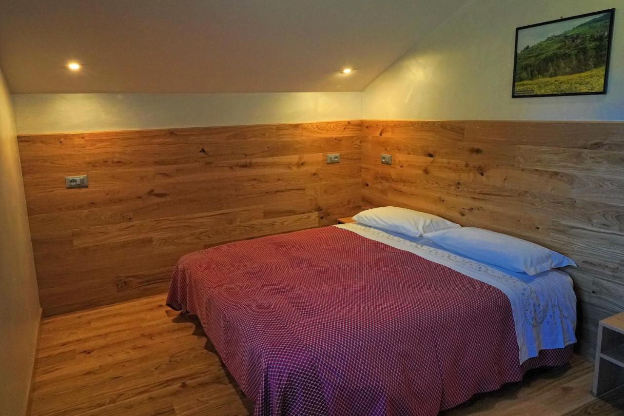 Pensione Albergo Diffuso Ceaglio Valle Maira Marmora Buitenkant foto