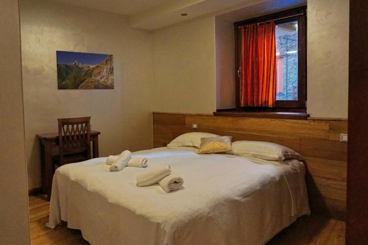 Pensione Albergo Diffuso Ceaglio Valle Maira Marmora Buitenkant foto