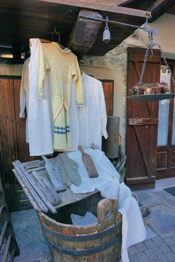 Pensione Albergo Diffuso Ceaglio Valle Maira Marmora Buitenkant foto