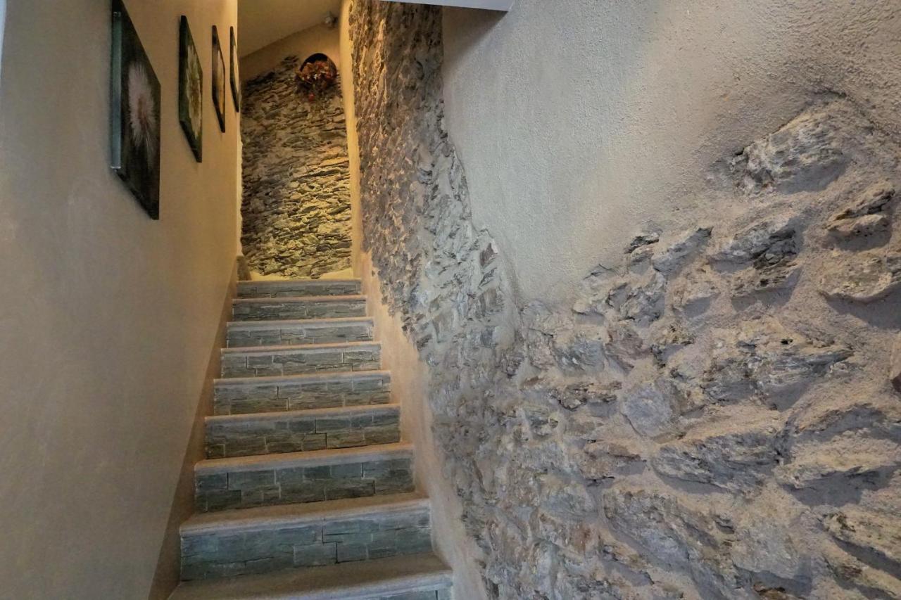 Pensione Albergo Diffuso Ceaglio Valle Maira Marmora Buitenkant foto