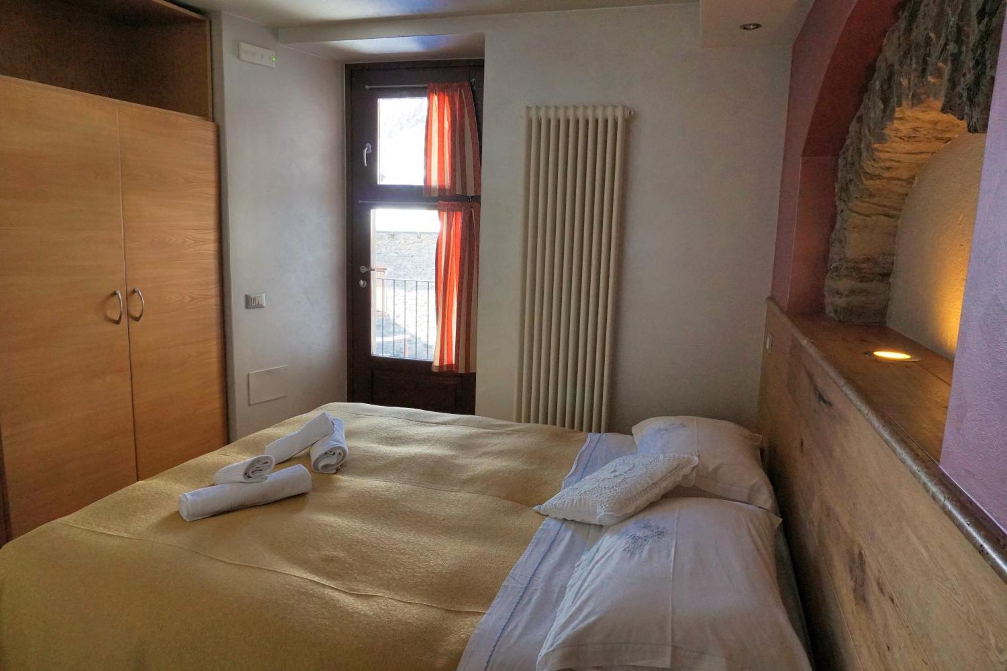 Pensione Albergo Diffuso Ceaglio Valle Maira Marmora Buitenkant foto